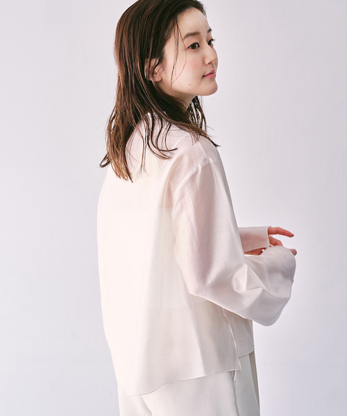 IENA(イエナ)の「endo.シアーボトルネックブラウス(シャツ/ブラウス・レディース・ブラック/ホワイト系その他・FREE)」の22枚目の写真