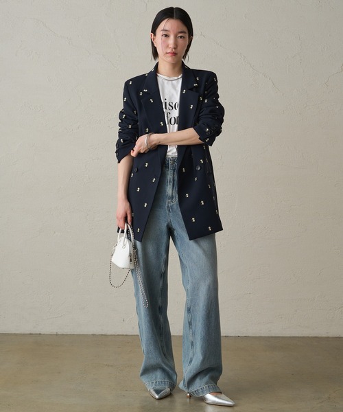 LOUNGEDRESS フラワー刺繍ジャケット　ネイビー LOUNGEDRESS（ラウンジドレス）の「フラワー刺繍ジャケット