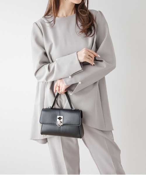 AMELY(エミリー)の「バックティアードセットアップ(セットアップ・レディース・ベージュ系/ネイビー/グレー/ブラック・M/L)」の9枚目の写真