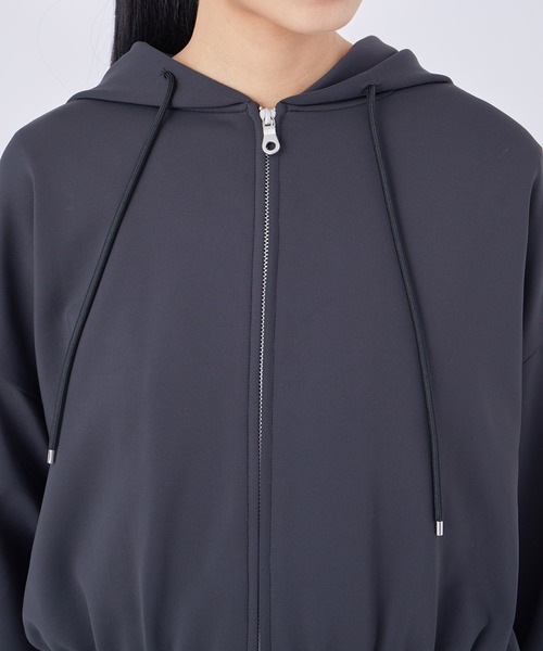 NERGY（ナージー）の「【接触冷感】クロップドダンボールZIPフーディー（パーカー・レディース・ライトグレー/ブラック・FREE）」の9枚目の写真