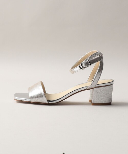 ODETTE E ODILE（オデットエオディール）の「ブロックヒール サンダル50↓↑（サンダル・レディース・ブラック/ライトブルー/ホワイト/ライトグレー/ゴールド/ベージュ/ケリー/その他1/シルバー・21.5cm/22cm/22.5cm/23cm/23.5cm/24cm/24.5cm/25cm）」の7枚目の写真