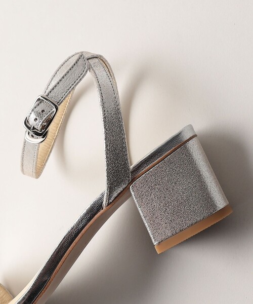 ODETTE E ODILE（オデットエオディール）の「ブロックヒール サンダル50↓↑（サンダル・レディース・ブラック/ライトブルー/ホワイト/ライトグレー/ゴールド/ベージュ/ケリー/その他1/シルバー・21.5cm/22cm/22.5cm/23cm/23.5cm/24cm/24.5cm/25cm）」の12枚目の写真