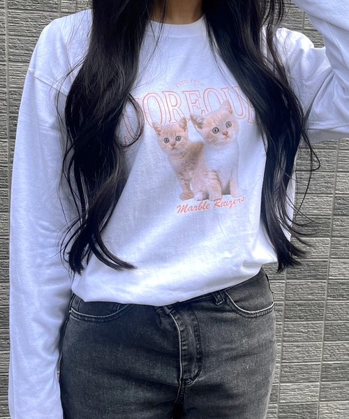 cuorequal(クオレコール)の「子猫オーバーサイズロンT(Tシャツ/カットソー・レディース・ホワイト・M/L)」の2枚目の写真