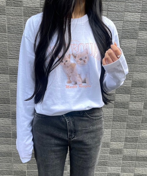cuorequal(クオレコール)の「子猫オーバーサイズロンT(Tシャツ/カットソー・レディース・ホワイト・M/L)」の4枚目の写真