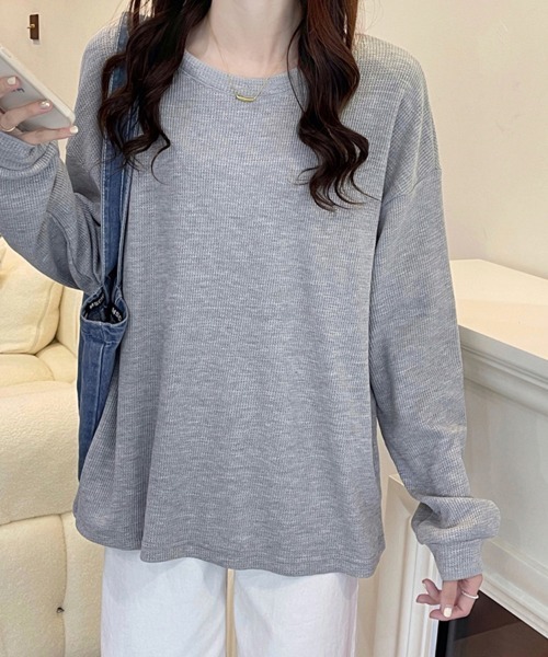 Doux Belle（ドゥーベル）の「ドロップショルダーニットトップス（Tシャツ/カットソー・レディース・ベージュ/ホワイト/ピンク/グレー/ブルー・MEDIUM）」の2枚目の写真
