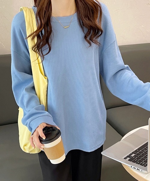 Doux Belle（ドゥーベル）の「ドロップショルダーニットトップス（Tシャツ/カットソー・レディース・ベージュ/ホワイト/ピンク/グレー/ブルー・MEDIUM）」の4枚目の写真