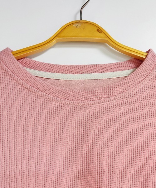 Doux Belle（ドゥーベル）の「ドロップショルダーニットトップス（Tシャツ/カットソー・レディース・ベージュ/ホワイト/ピンク/グレー/ブルー・MEDIUM）」の10枚目の写真