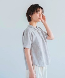 リネンのシンプルブラウス