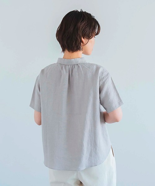 リネンのシンプルブラウス（シャツ/ブラウス）｜D（ディー）の