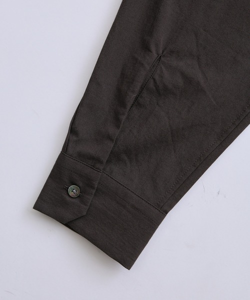 ADAM ET ROPE'(アダムエロペ)の「【Made In Japan/メイド イン ジャパン】スタンダード レギュラーカラー ボクシーシャツ / ロングシーズン着用可能(シャツ/ブラウス・メンズ・ブラック系その他3/ホワイト・L/M)」の6枚目の写真