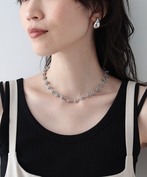 GALLEST（ギャレスト）の「◆ツイストチェーンネックレス（ネックレス・レディース・シルバー/ゴールド・00）」の3枚目の写真