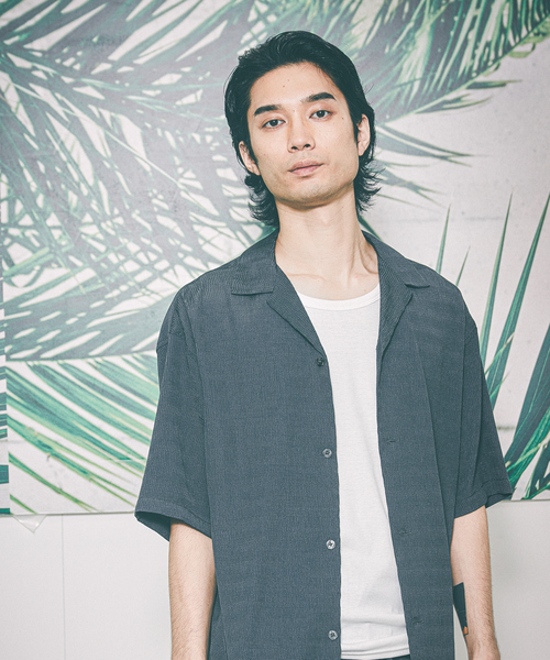 AH ABAHOUSE（エーエイチアバハウス）の「【AH ABAHOUSE / セットアップ対応】楊柳 オープンカラーシャツ（シャツ/ブラウス・メンズ・グレイッシュベージュ/ブラック/チャコールグレー/ダークグリーン・46/48）」の2枚目の写真