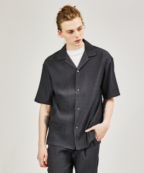 AH ABAHOUSE（エーエイチアバハウス）の「【AH ABAHOUSE / セットアップ対応】楊柳 オープンカラーシャツ（シャツ/ブラウス・メンズ・グレイッシュベージュ/ブラック/チャコールグレー/ダークグリーン・46/48）」の6枚目の写真