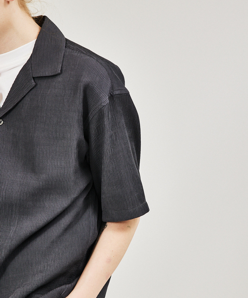 AH ABAHOUSE（エーエイチアバハウス）の「【AH ABAHOUSE / セットアップ対応】楊柳 オープンカラーシャツ（シャツ/ブラウス・メンズ・グレイッシュベージュ/ブラック/チャコールグレー/ダークグリーン・46/48）」の10枚目の写真