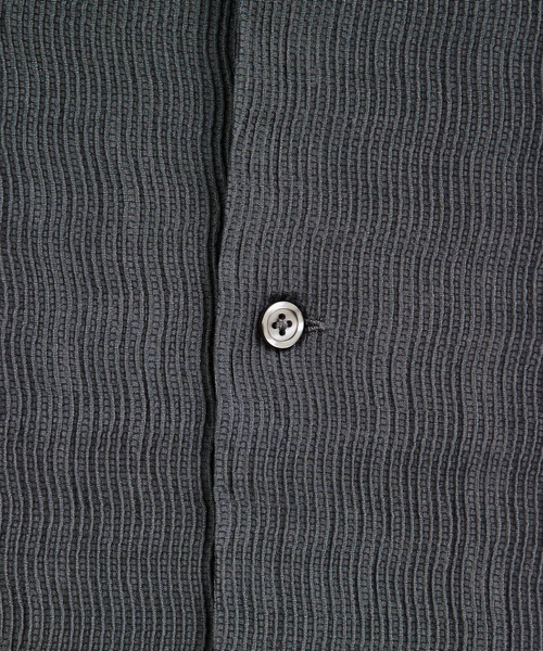 AH ABAHOUSE（エーエイチアバハウス）の「【AH ABAHOUSE / セットアップ対応】楊柳 オープンカラーシャツ（シャツ/ブラウス・メンズ・グレイッシュベージュ/ブラック/チャコールグレー/ダークグリーン・46/48）」の11枚目の写真