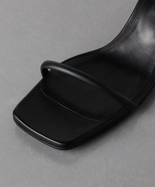 UNITED ARROWS(ユナイテッドアローズ)の「2ライン ミュールサンダル(サンダル・レディース・ブラック/ベージュ・38/35/36/37/35h/36h/37h)」の18枚目の写真