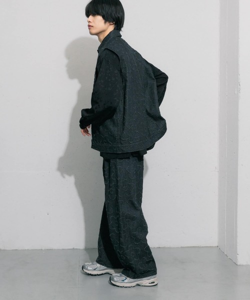 SENSE OF PLACE by URBAN RESEARCH（センスオブプレイスバイアーバンリサーチ）の「『セットアップ対応』 フラワーデニムワイドパンツ（デニムパンツ・メンズ・アイボリー/ブラック・MEDIUM/LARGE）」の10枚目の写真