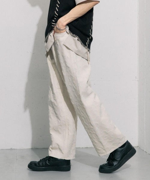 SENSE OF PLACE by URBAN RESEARCH（センスオブプレイスバイアーバンリサーチ）の「『セットアップ対応』 フラワーデニムワイドパンツ（デニムパンツ・メンズ・アイボリー/ブラック・MEDIUM/LARGE）」の13枚目の写真