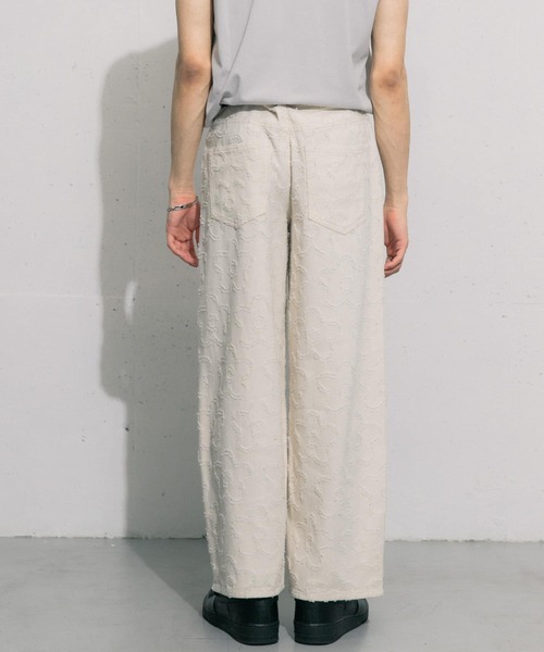 SENSE OF PLACE by URBAN RESEARCH（センスオブプレイスバイアーバンリサーチ）の「『セットアップ対応』 フラワーデニムワイドパンツ（デニムパンツ・メンズ・アイボリー/ブラック・MEDIUM/LARGE）」の22枚目の写真