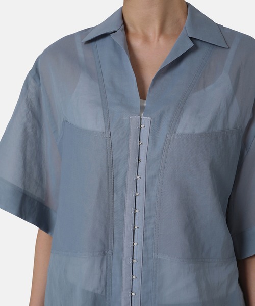 iRENE(アイレネ)の「フロントホックシャツ / Front Hook Shirt(シャツ/ブラウス・レディース・オフホワイト/ブラック/ブルー・36)」の20枚目の写真