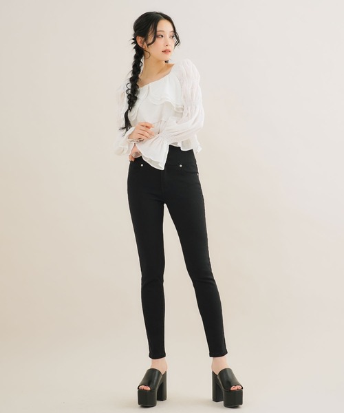 Newlyme（ニューリーミー）の「厚底バルキーミュールサンダル（サンダル・レディース・ホワイト系その他/ブラック/アイボリー/ブラック系その他・22.5cm/23cm/23.5cm/24cm/24.5cm/25cm）」の11枚目の写真