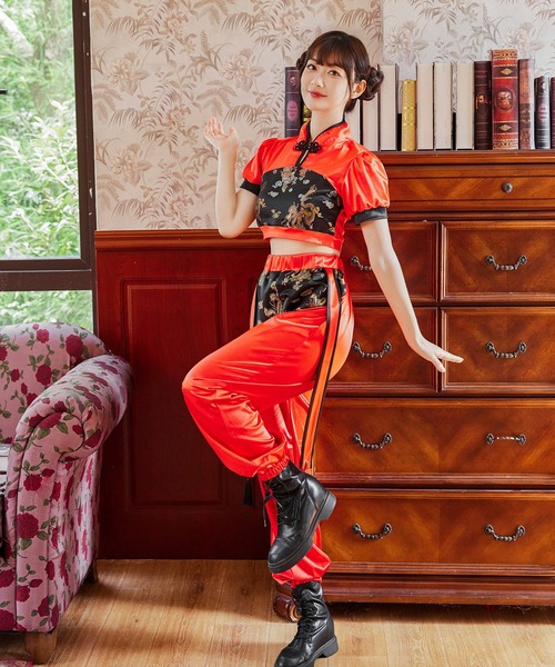 Brightlele(ブライトララ)の「「 カンフーコスチューム 」 ハロウィン コスプレ 仮装 チャイナ服 チャイナ 可愛い 大人 女性(コスチューム/パーティーグッズ・レディース・ブラック/レッド・X-LARGE/LARGE/MEDIUM)」の7枚目の写真