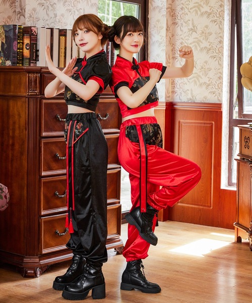 Brightlele(ブライトララ)の「「 カンフーコスチューム 」 ハロウィン コスプレ 仮装 チャイナ服 チャイナ 可愛い 大人 女性(コスチューム/パーティーグッズ・レディース・ブラック/レッド・X-LARGE/LARGE/MEDIUM)」の10枚目の写真
