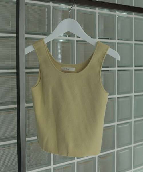 anuke（アンヌーク）の「Cropped Knit Tanktop（タンクトップ