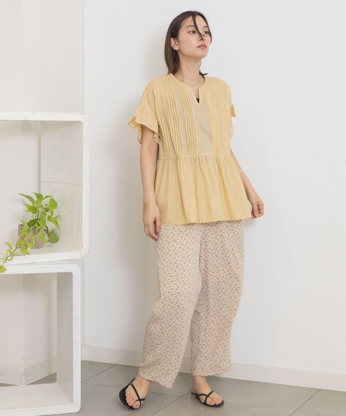 POU DOU DOU（プードゥドゥ）の「ピンタック使いプルオーバーブラウス（シャツ/ブラウス・レディース・ダークグレー/イエロー/オフホワイト・3）」の15枚目の写真