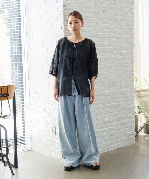 LAKOLE（ラコレ）の「2WAYリボンアップブラウス / 129991（シャツ/ブラウス・レディース・グレー/ブラック/ピンク/ベージュ・FREE）」の13枚目の写真