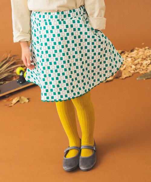 B:MING by BEAMS(ビーミングバイビームス)の「B:MING by BEAMS / スクエアプリント インショーツ スカート(100~140cm)(スカート・キッズ・レッド/グリーン・100/110/120/130/140)」の4枚目の写真