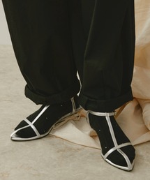 Libra Cue（リブラ キュー）の「ポインテッドトゥサンダル（サンダル）」