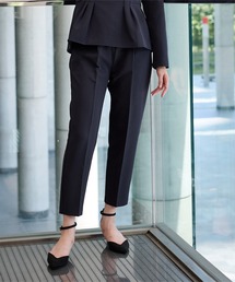 ur's（ユアーズ）の「ハイウエストタックテーパードパンツ（その他パンツ）」