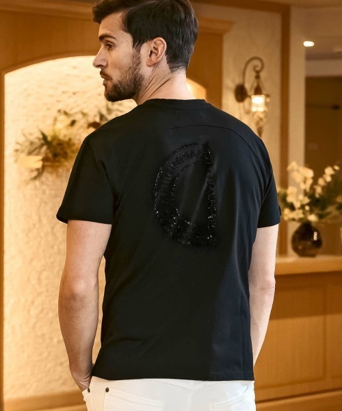 1PIU1UGUALE3 RELAX(ウノピゥウノウグァーレトレ リラックス)ラインストーンバックロゴ半袖Tシャツ(Tシャツ/カットソー)|1PIU1UGUALE3 RELAX (ウノピゥウノウグァーレトレ リラックス)
