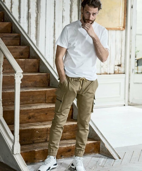 1PIU1UGUALE3 RELAX(ウノピゥウノウグァーレトレ リラックス)ラインストーンバックロゴ半袖Tシャツ（Tシャツ/カットソー）｜1PIU1UGUALE3 RELAX （ウノピゥウノウグァーレトレ リラックス）