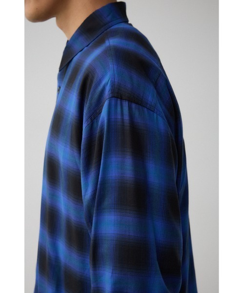 AZUL by moussy(アズールバイマウジー)の「オンブレチェックシャツ(シャツ/ブラウス・メンズ・ブラック系その他/レッド系その他/ブルー系その他・FREE)」の18枚目の写真