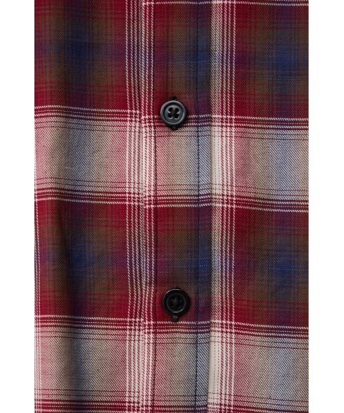 AZUL by moussy(アズールバイマウジー)の「オンブレチェックシャツ(シャツ/ブラウス・メンズ・ブラック系その他/レッド系その他/ブルー系その他・FREE)」の4枚目の写真