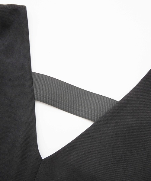 MILKFED.(ミルクフェド)の「V NECK DRESS(ワンピース・レディース・ブラック/ブラウン・ONE SIZE)」の7枚目の写真