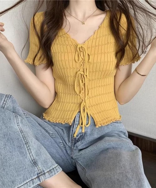 MAISON DE THERESE(メゾン ド テレーズ)の「VネックリボンTシャツ(ニット/セーター・レディース・ブラック/ブルー/イエロー/ピンク/ホワイト・FREE)」の4枚目の写真