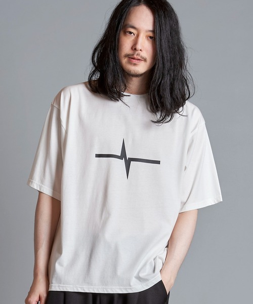 NO ID.(ノーアイディ)の「【NO ID.】Logo Print Crew Neck T-Shirt / ロゴ プリント クルーネック Tシャツ(Tシャツ/カットソー・メンズ・ブラック/ホワイト/グレー・2/1)」の20枚目の写真