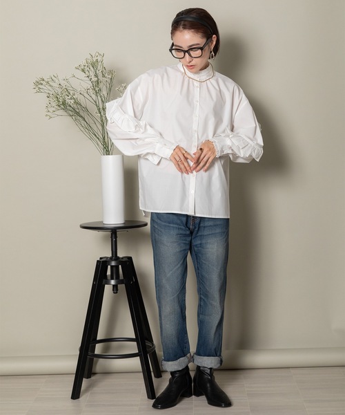 MHBG TOKYO（エムエイチビージートーキョー）の「ラッフルフリル袖シャツ（シャツ/ブラウス・レディース・ホワイト/ブラック・FREE）」の3枚目の写真