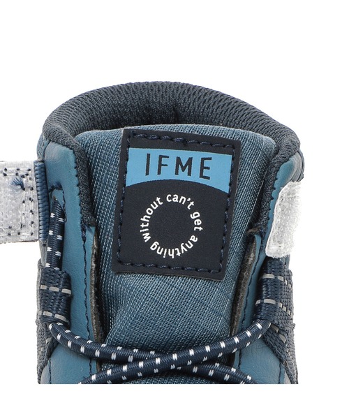 IFME（イフミー）の「KIDS｜IFME ハイカットスニーカー[撥水・防滑]（ブーツ・キッズ・ブラック/ブルー/パープル/ベージュ・19.0cm/18.0cm/17.0cm/16.0cm/15.0cm）」の18枚目の写真