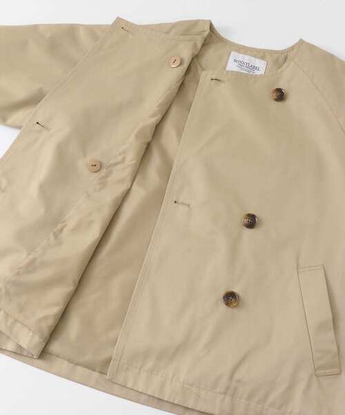 URBAN RESEARCH Sonny Label（アーバンリサーチサニーレーベル）の「撥水ノーカラーショートトレンチコート（トレンチコート・レディース・ライトグレー/ベージュ/チャコールグレー・FREE）」の8枚目の写真