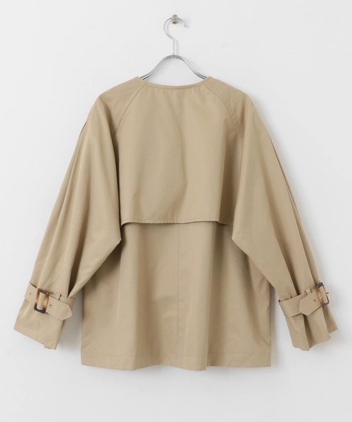 URBAN RESEARCH Sonny Label（アーバンリサーチサニーレーベル）の「撥水ノーカラーショートトレンチコート（トレンチコート・レディース・ライトグレー/ベージュ/チャコールグレー・FREE）」の7枚目の写真