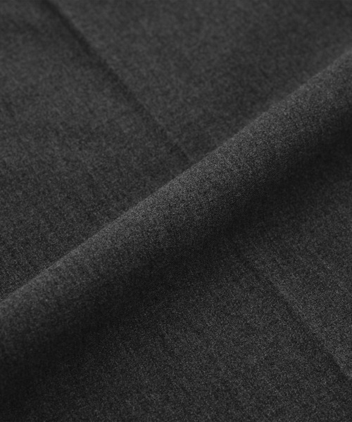 for/c（フォーシー）の「[低身長/高身長向けサイズ有]撥水タックストレートパンツ【サスティナブル】（スラックス・レディース・グレー/チャコールグレー/ブラック/ライトグレー/ネイビー/ブラウン/ベージュ・M/L/LL/MP/LP/TM）」の17枚目の写真