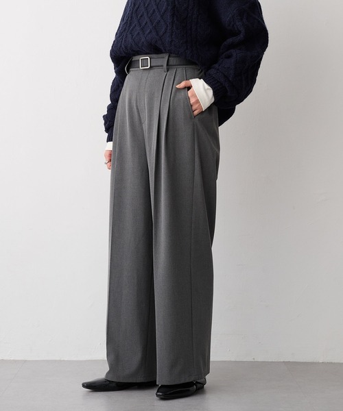 for/c（フォーシー）の「[低身長/高身長向けサイズ有]撥水タックストレートパンツ【サスティナブル】（スラックス・レディース・グレー/チャコールグレー/ブラック/ライトグレー/ネイビー/ブラウン/ベージュ・M/L/LL/MP/LP/TM）」の11枚目の写真