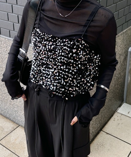 ISOOK(アイスー)の「【ISOOK / アイスー】スパンコールキャミソールビスチェ / セットアップ可能 スパンコールビスチェ ショート丈 セットアップ対応 キラキラ ZOZOTOWN限定(キャミソール・レディース・シルバー/ブラック・FREE)」の22枚目の写真