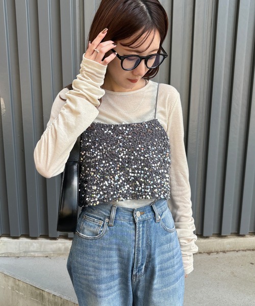 ISOOK(アイスー)の「【ISOOK / アイスー】スパンコールキャミソールビスチェ / セットアップ可能 スパンコールビスチェ ショート丈 セットアップ対応 キラキラ ZOZOTOWN限定(キャミソール・レディース・シルバー/ブラック・FREE)」の7枚目の写真