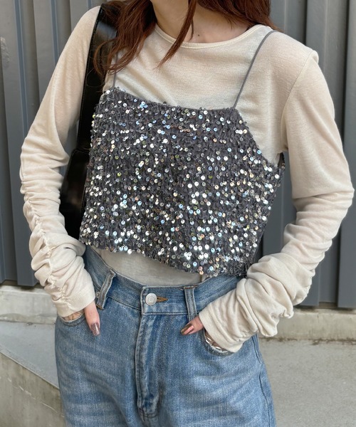 ISOOK(アイスー)の「【ISOOK / アイスー】スパンコールキャミソールビスチェ / セットアップ可能 スパンコールビスチェ ショート丈 セットアップ対応 キラキラ ZOZOTOWN限定(キャミソール・レディース・シルバー/ブラック・FREE)」の4枚目の写真