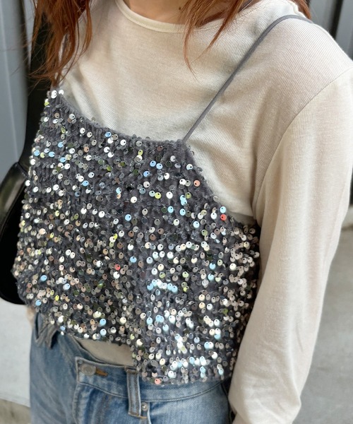 ISOOK(アイスー)の「【ISOOK / アイスー】スパンコールキャミソールビスチェ / セットアップ可能 スパンコールビスチェ ショート丈 セットアップ対応 キラキラ ZOZOTOWN限定(キャミソール・レディース・シルバー/ブラック・FREE)」の8枚目の写真